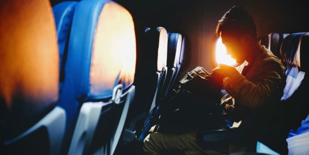 Tricks to Score an Empty Middle Seat on Your Next Flight 16 empty middle seat