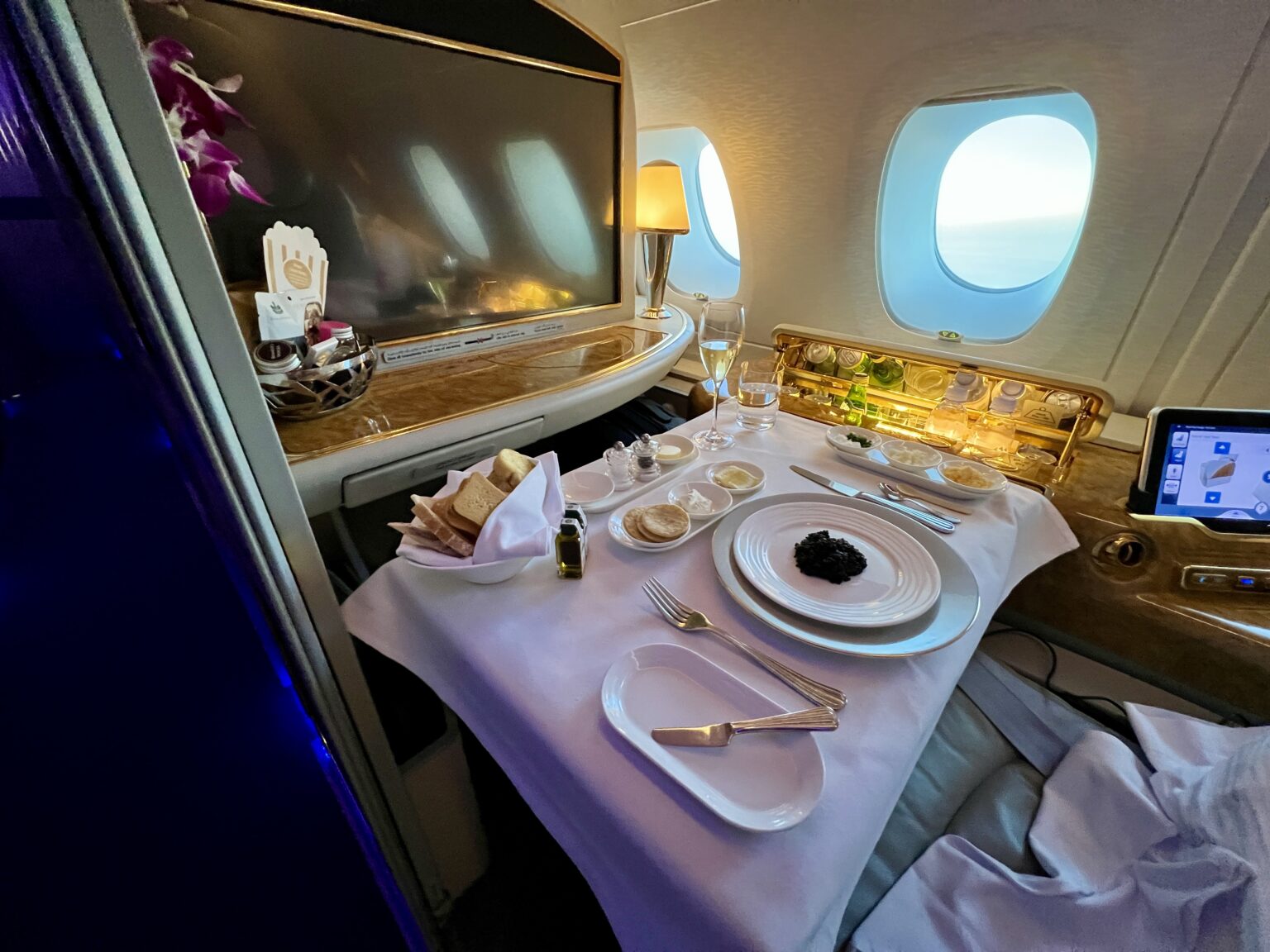 The World’s Best Business & First Class Flights - And How to Book Them ...