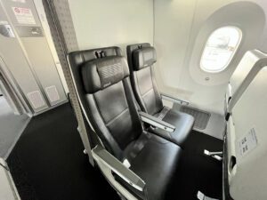 Zipair economy last row