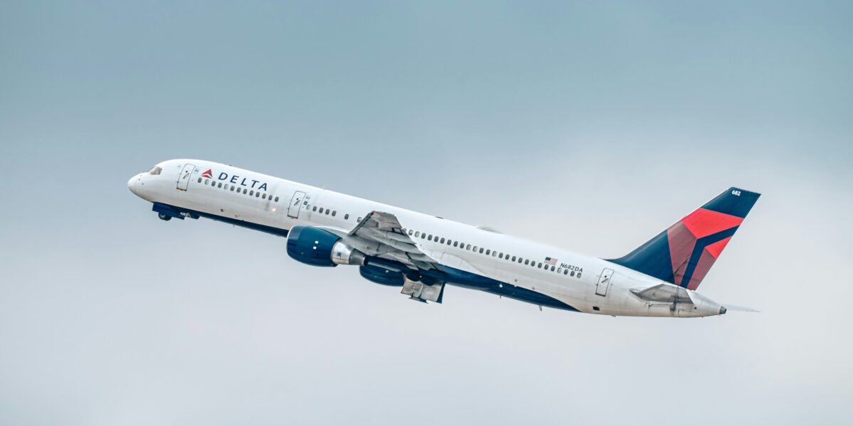 How to Find & Book the Best Delta SkyMiles Deals