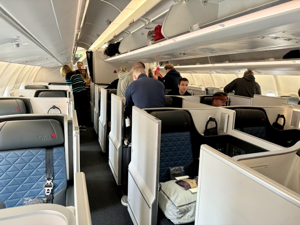 Delta One cabin A330-900neo