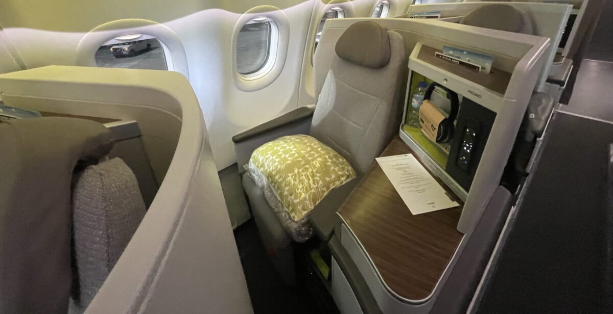 business class seat on tap air portugal