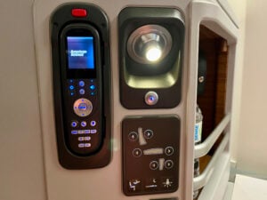 American Airlines business class controls