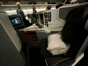 American Airlines business class middle section