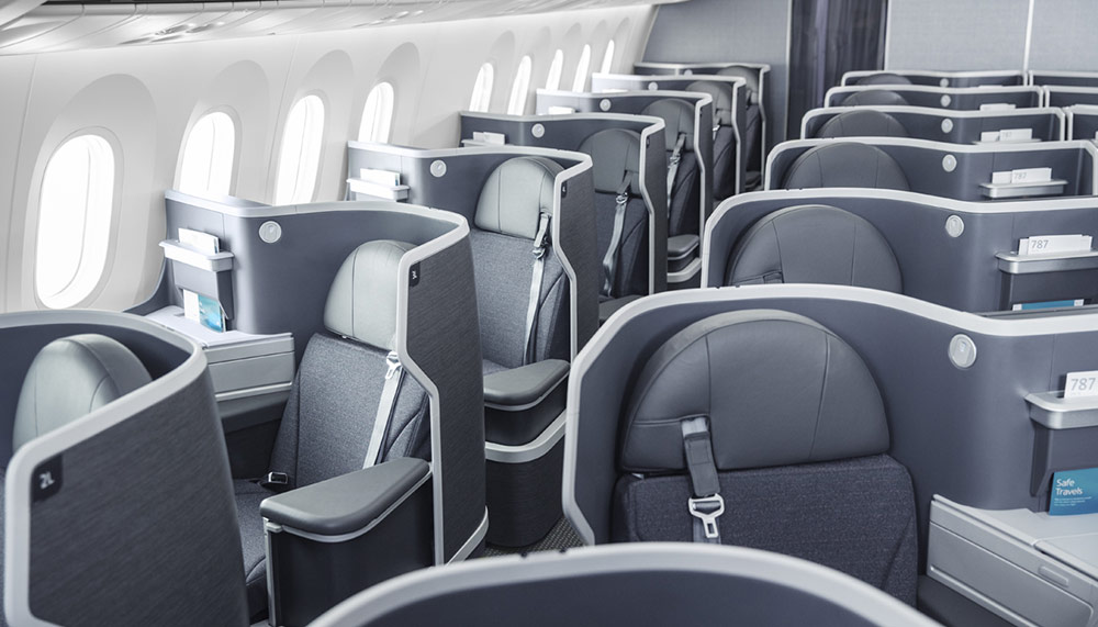 AA biz class forward facing