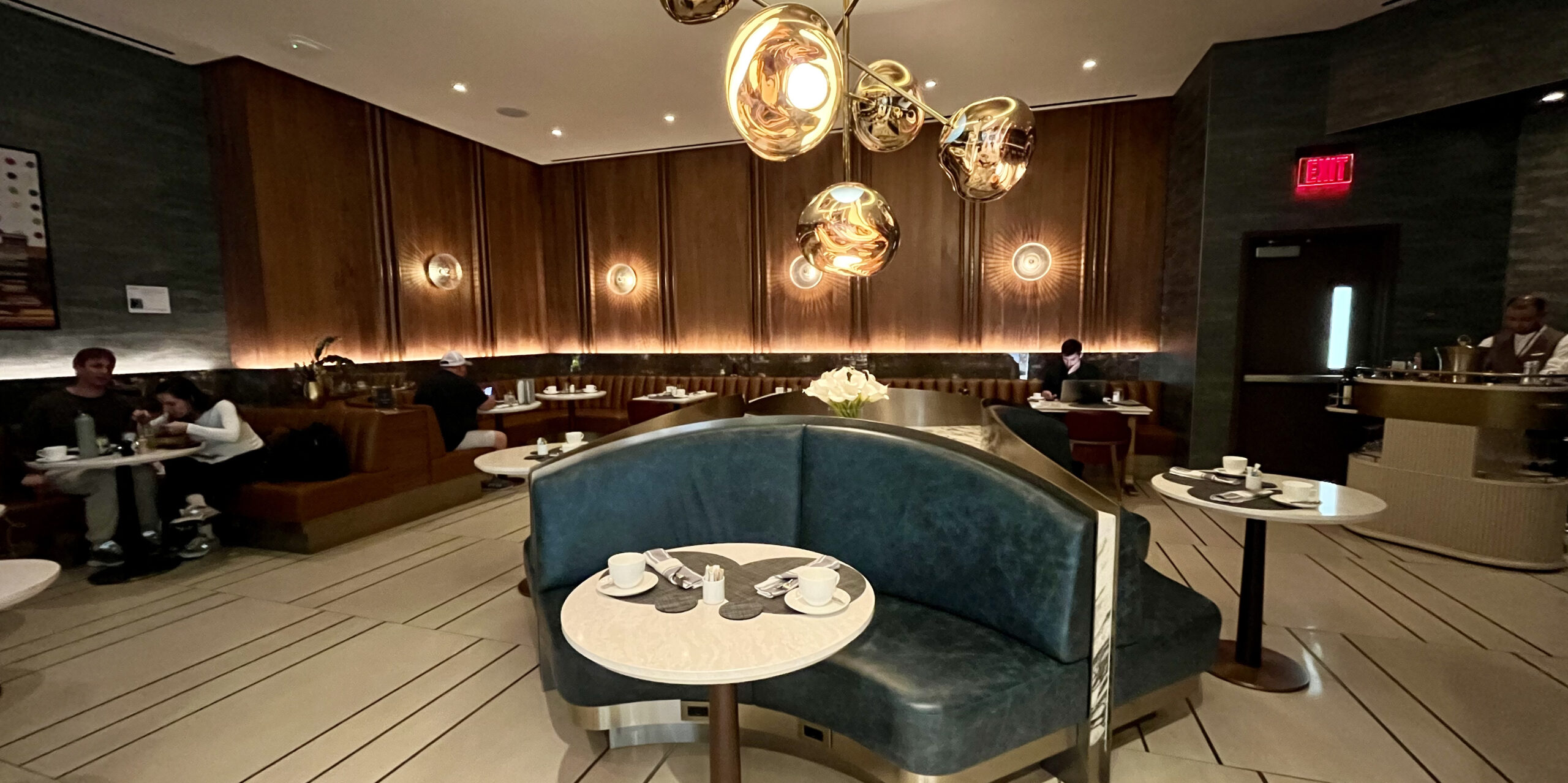 Delta One Lounge LAX review