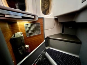 American Airlines business class storage