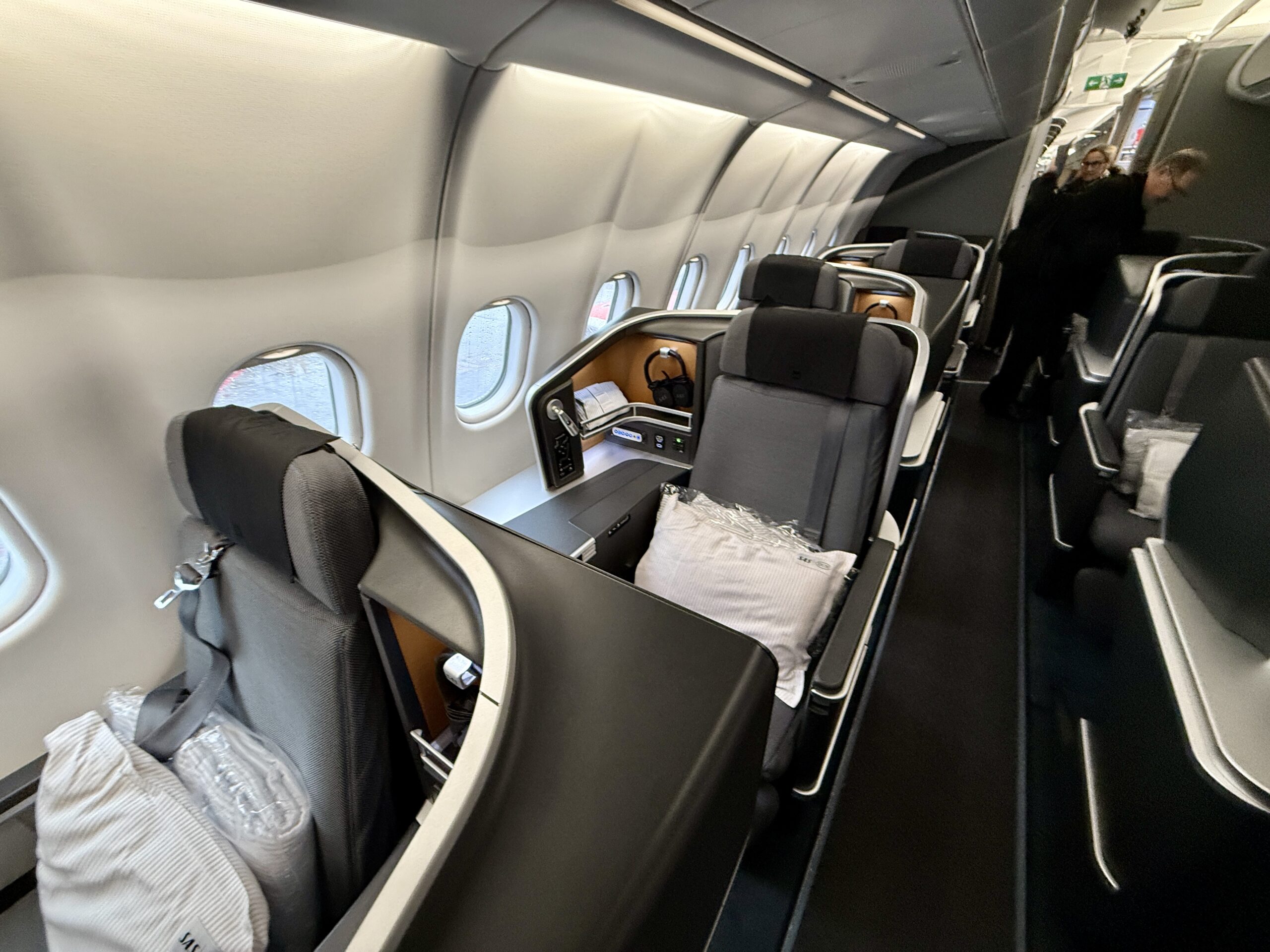 business class seats on a plane