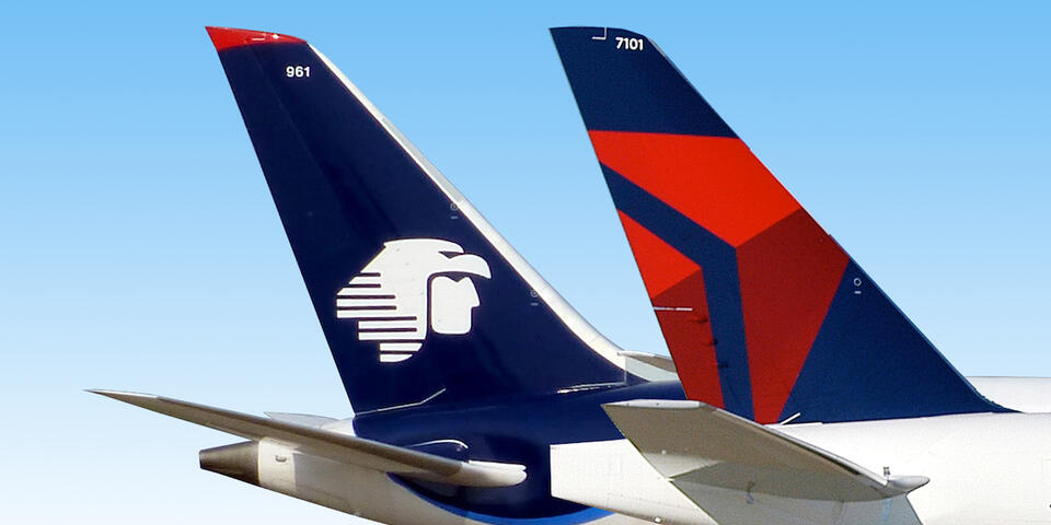 delta and aeromexico plane tails