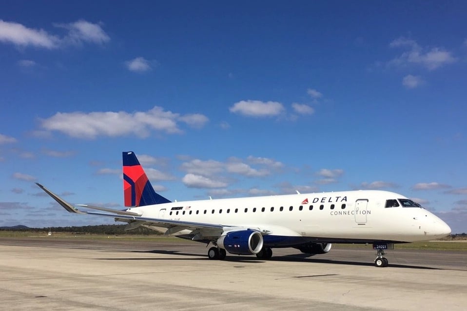 Delta connection plane