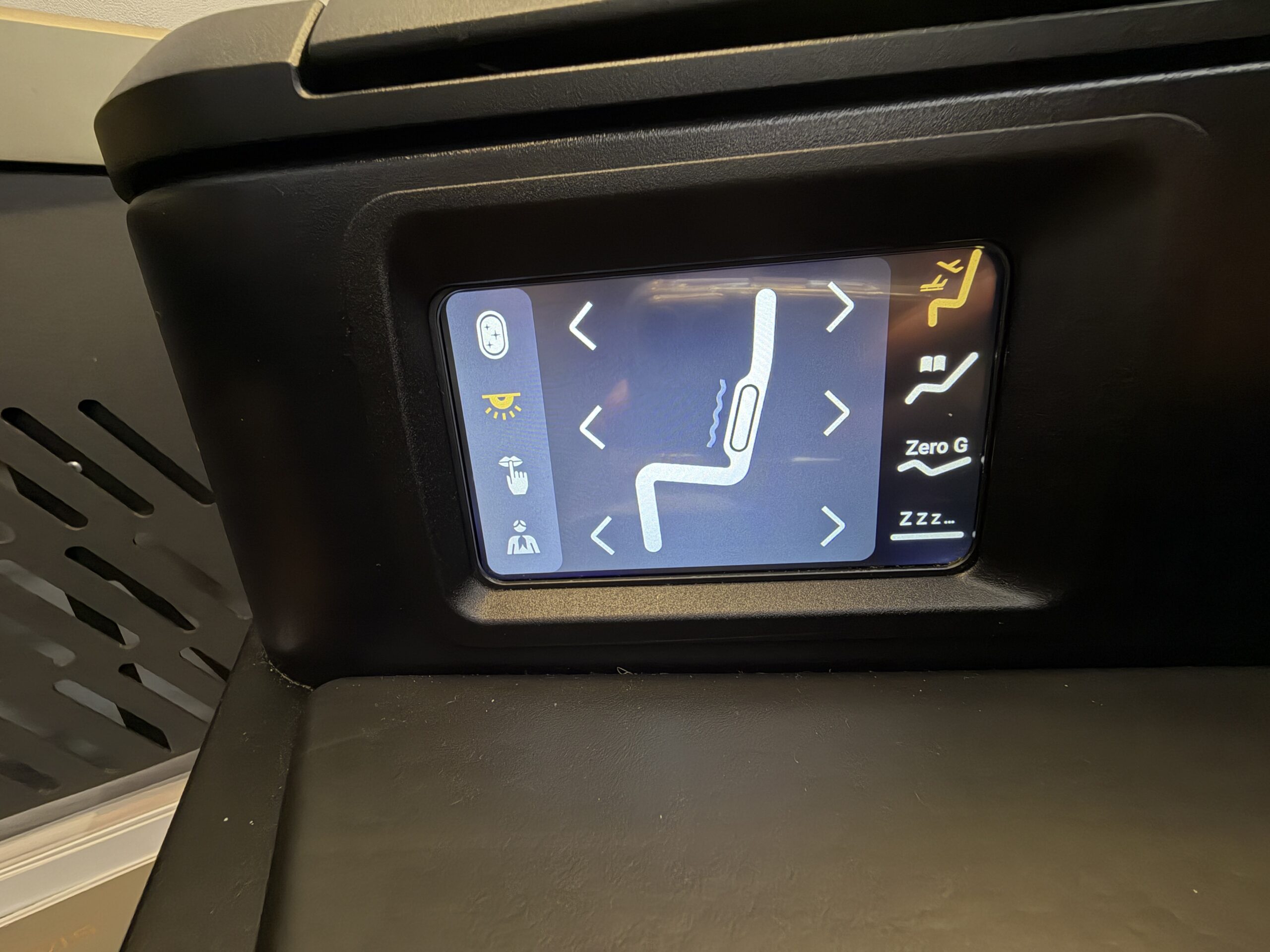 Starlux Business Class Review: A Swanky Experience on the A350-900 33 Starlux business class seat