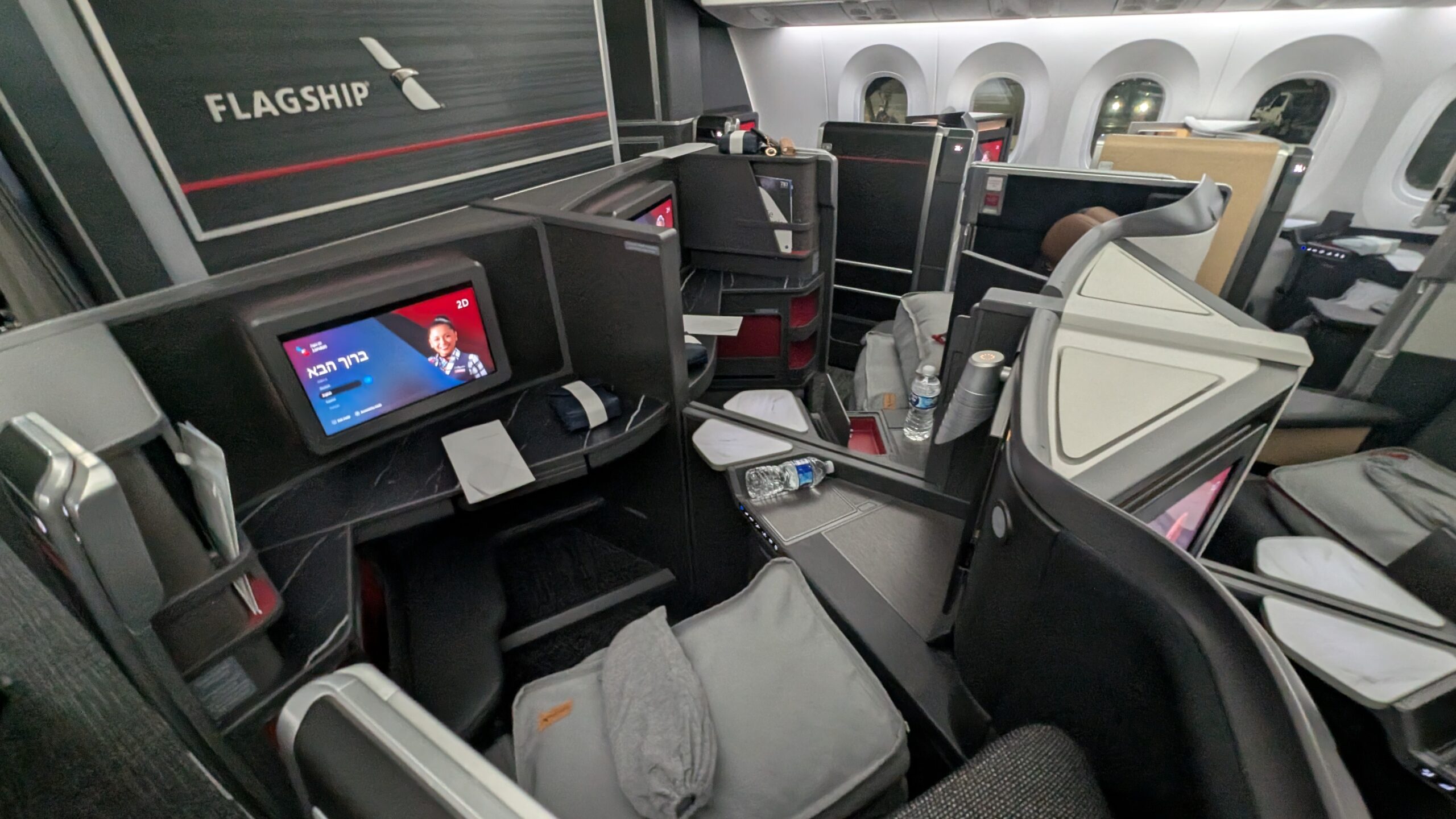 American Airlines' New Flagship Suite Review: A Stellar Hop Across the Pond 17 AA Flagship Honeymoon Suites