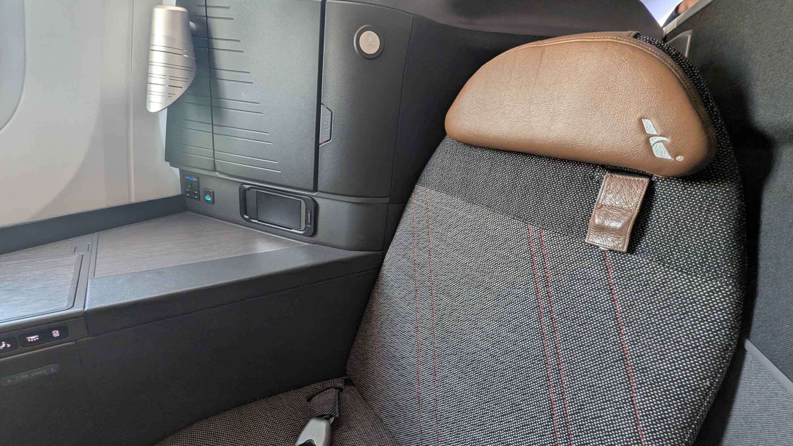 American Airlines' New Flagship Suite Review: A Stellar Hop Across the Pond 27 AA Flagship Suite Preferred (headrest)