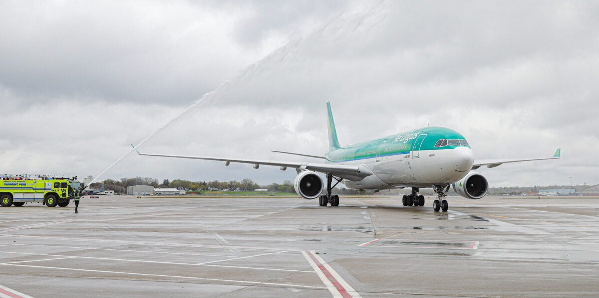 The Extra Mile, July 16: A 100K Card Offer is Ending Soon & Aer Lingus Cuts 4 an Aer Lingus plane getting a water cannon salute on an airport runway