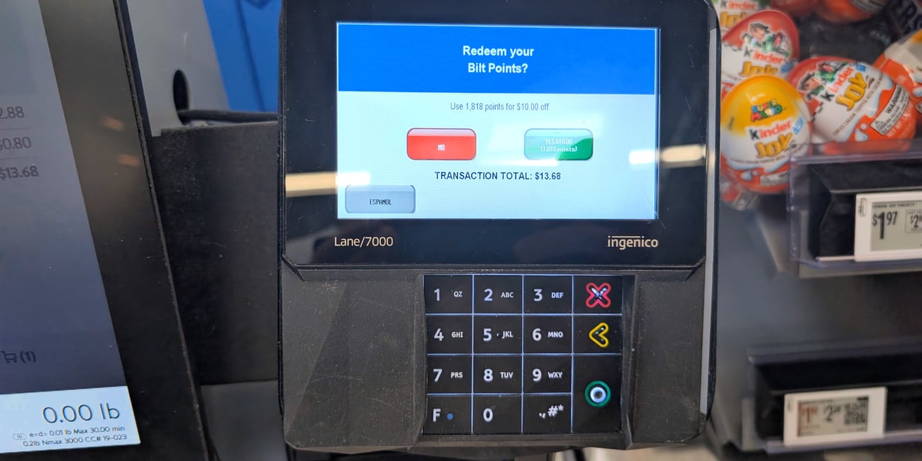The Extra Mile, July 23: Our Bilt Palladium Report Card, Skipping the Currency Exchange Counter & More 2 Checkout counter pinpad showing bilt point redemption option