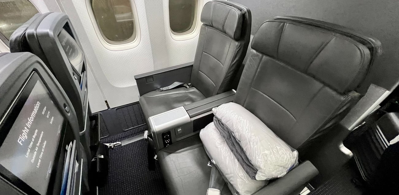 The Extra Mile, Aug. 17: United's New Biz Class Seat Has One Big Miss, Premium Economy Flight Deals & More 1 2dc63a98 4547 4519 bc41 ead967af07ea