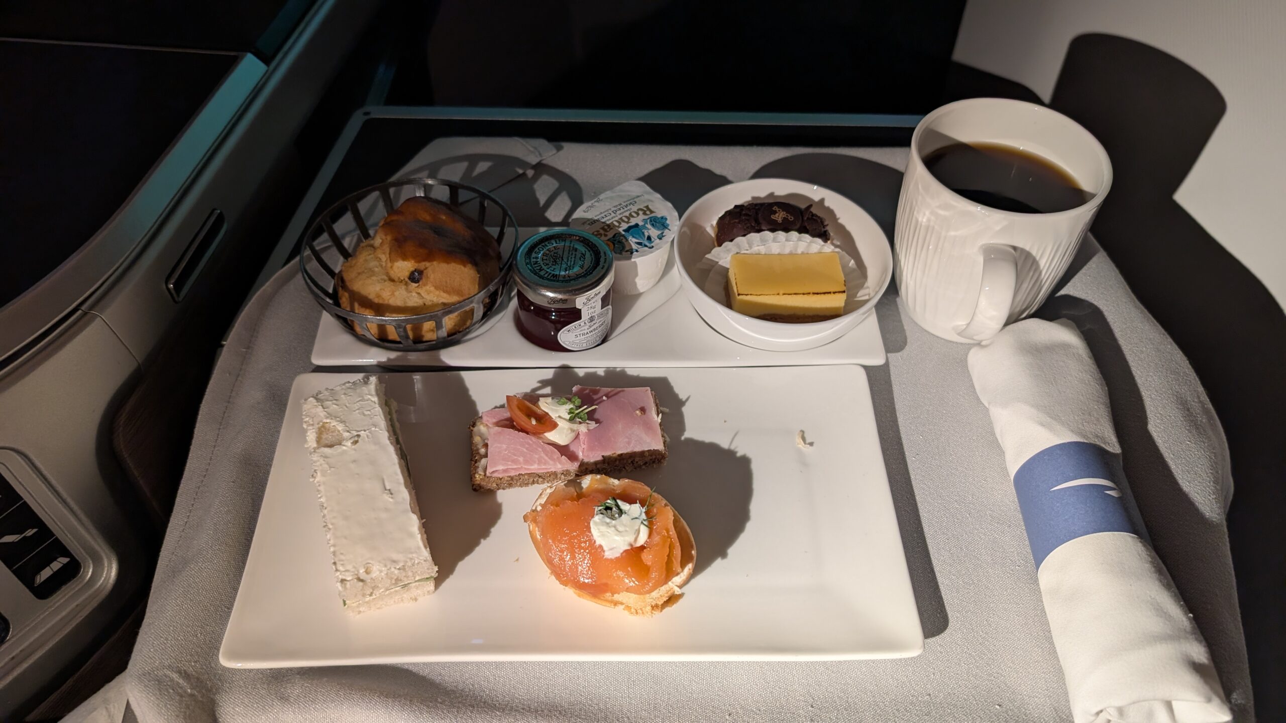 Fine ... But Mostly Forgettable: British Airways Club Suites Review on the Boeing 787-10 43 PXL 20260220 182203085 scaled