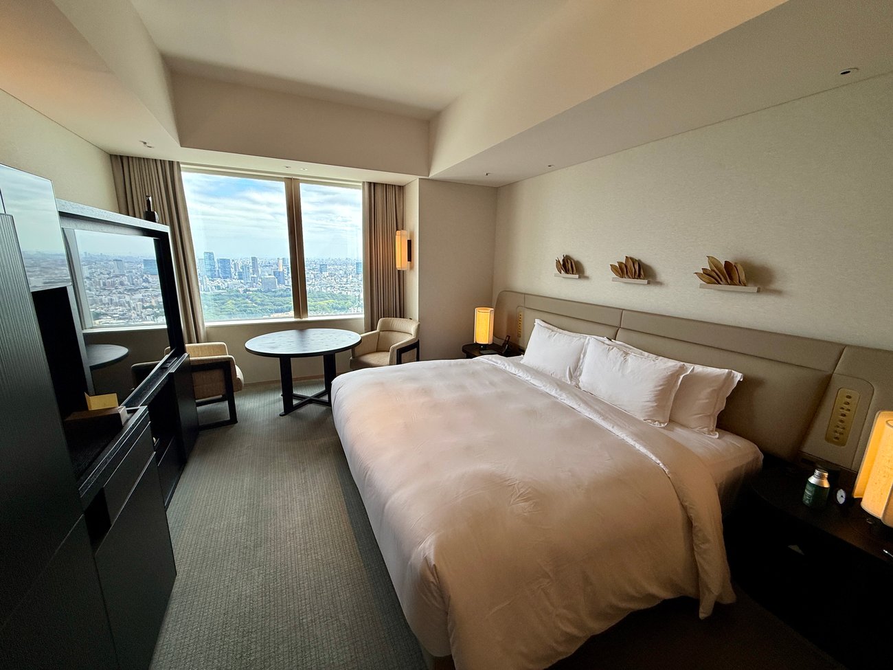 The Extra Mile, Aug. 11: Park Hyatt Tokyo Was Worth the Wait, Nashville from $124 RT & More 10 a03823d7 9ac7 4b63 8ced 95bfce9ef1df