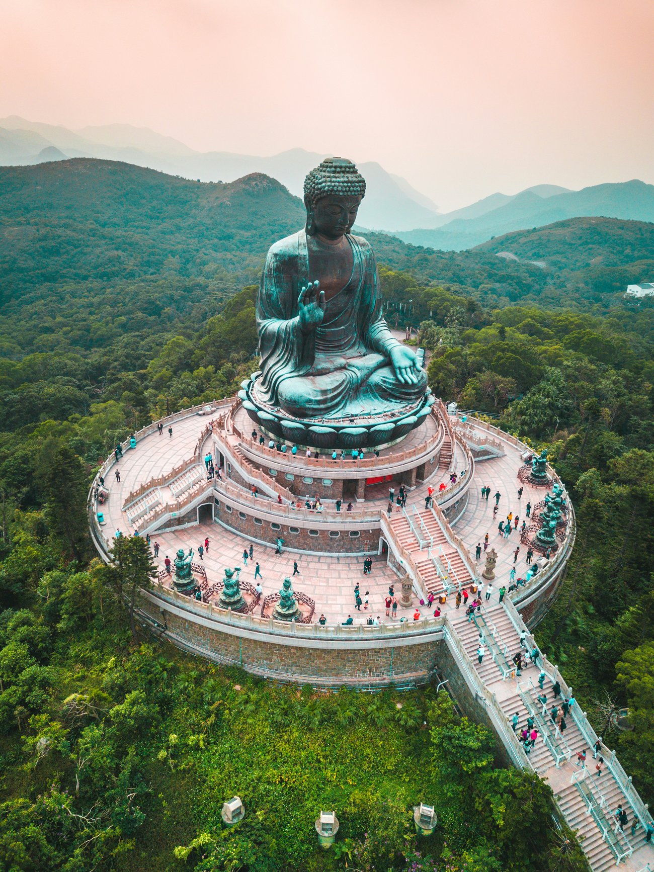 The Extra Mile, Sept. 28: The 5 Keys to Master Points & Miles, Hong Kong From 29K SkyMiles RT & More 2 61c416b6 590c 4e6d 93b3 fb4de048d980