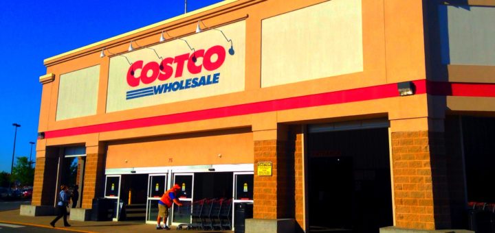 The Extra Mile, Sept. 24: Your Chase & Amex Credits Now Work at Costco & More! 6 the exterior of a Costo warehouse