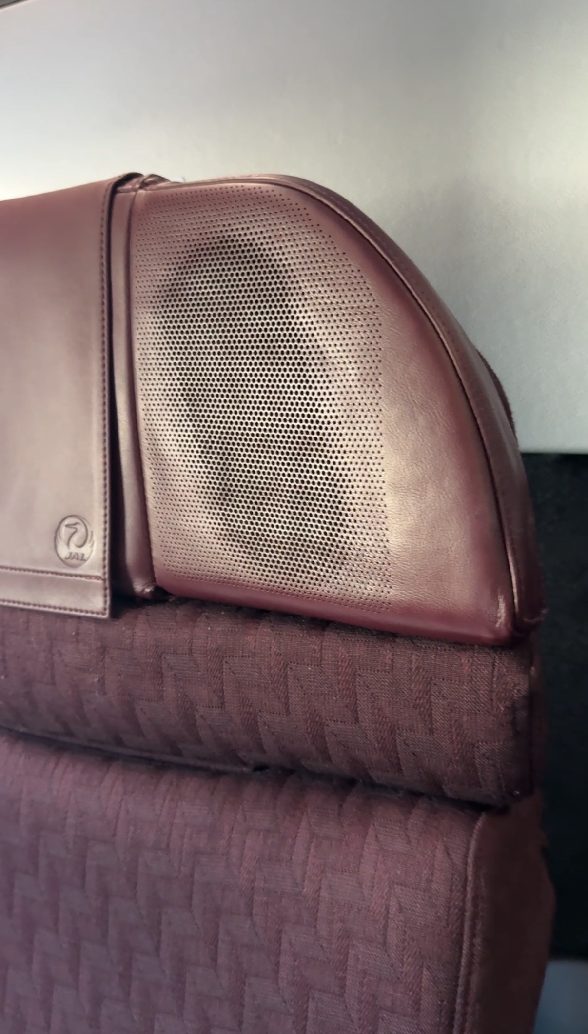 A 5-Star Flight to Tokyo: JAL's New A350 Business Class Suites 62 speakers built into plane headrest